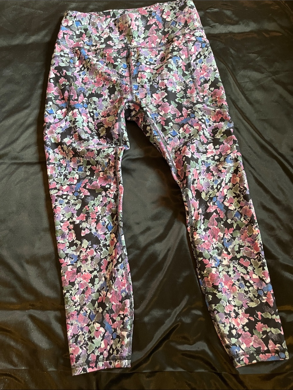 RBX Medium Soft and Comfortable Leggings with Two 7” Deep Side Pockets!